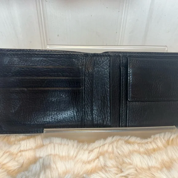 BOTTEGA VENETA LEATHER LAMBSKIN WALLET BLACK